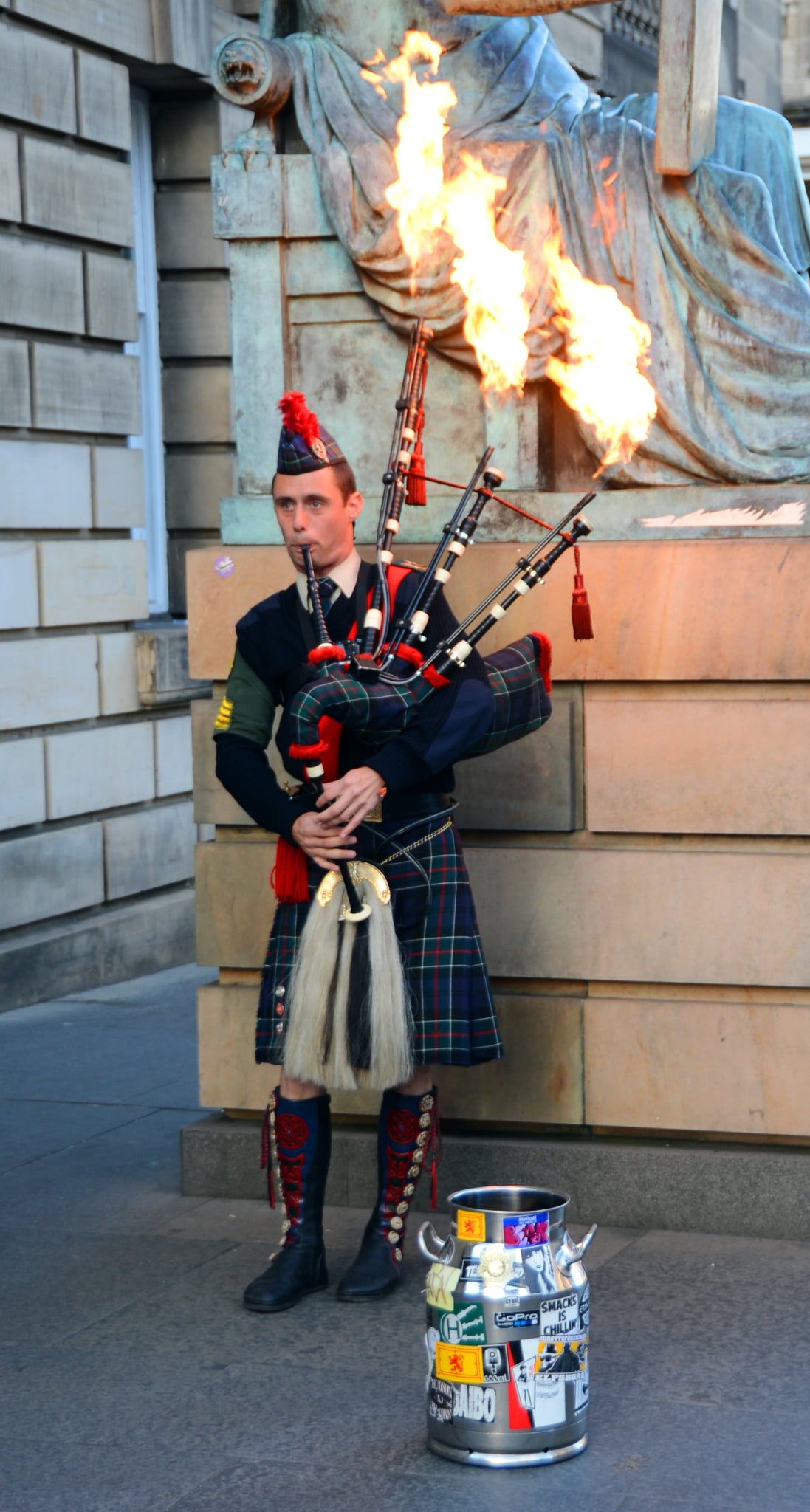 Elizabeth Moore takes us on a journey to Scotland for the October Armchair Traveler Series talk!